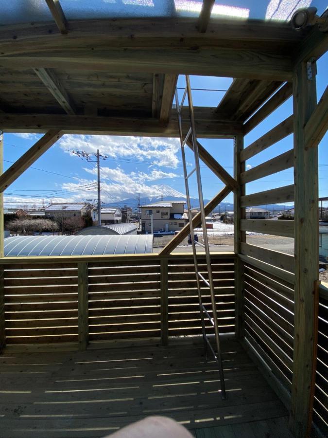 Вилла Skyhouse2 Kawaguchiko Station Фудзикавагутико Экстерьер фото